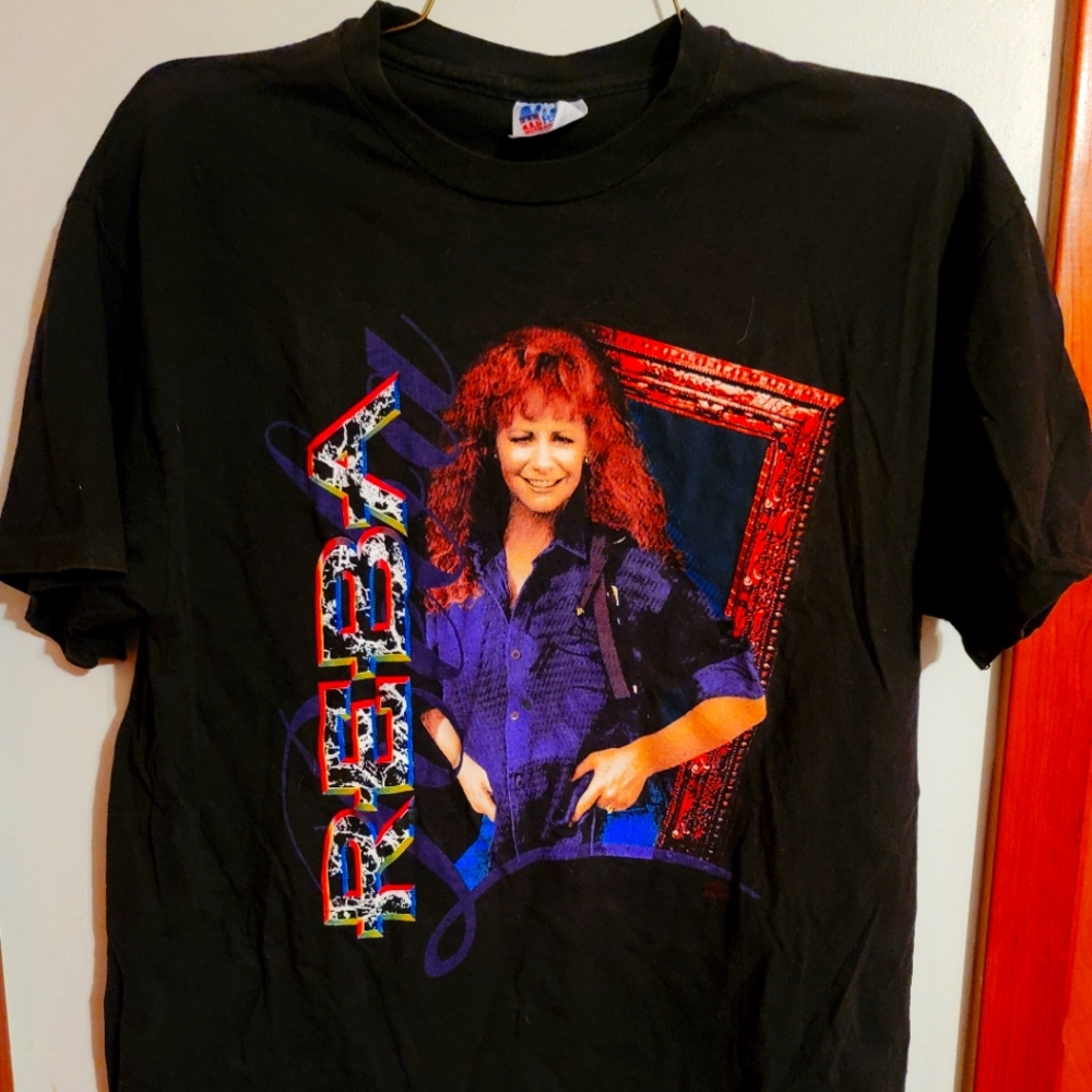 90s REBA MCINTYRE T-SHIRT